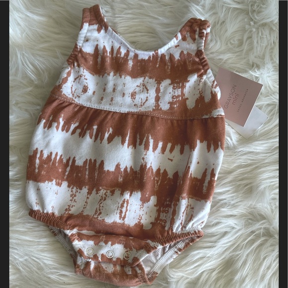 Tie Die onesie - Picture 1 of 2